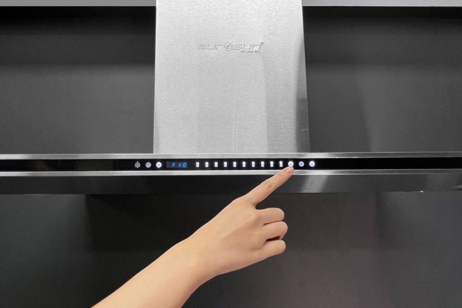 tính năng nổi bật máy hút mùi eurosun