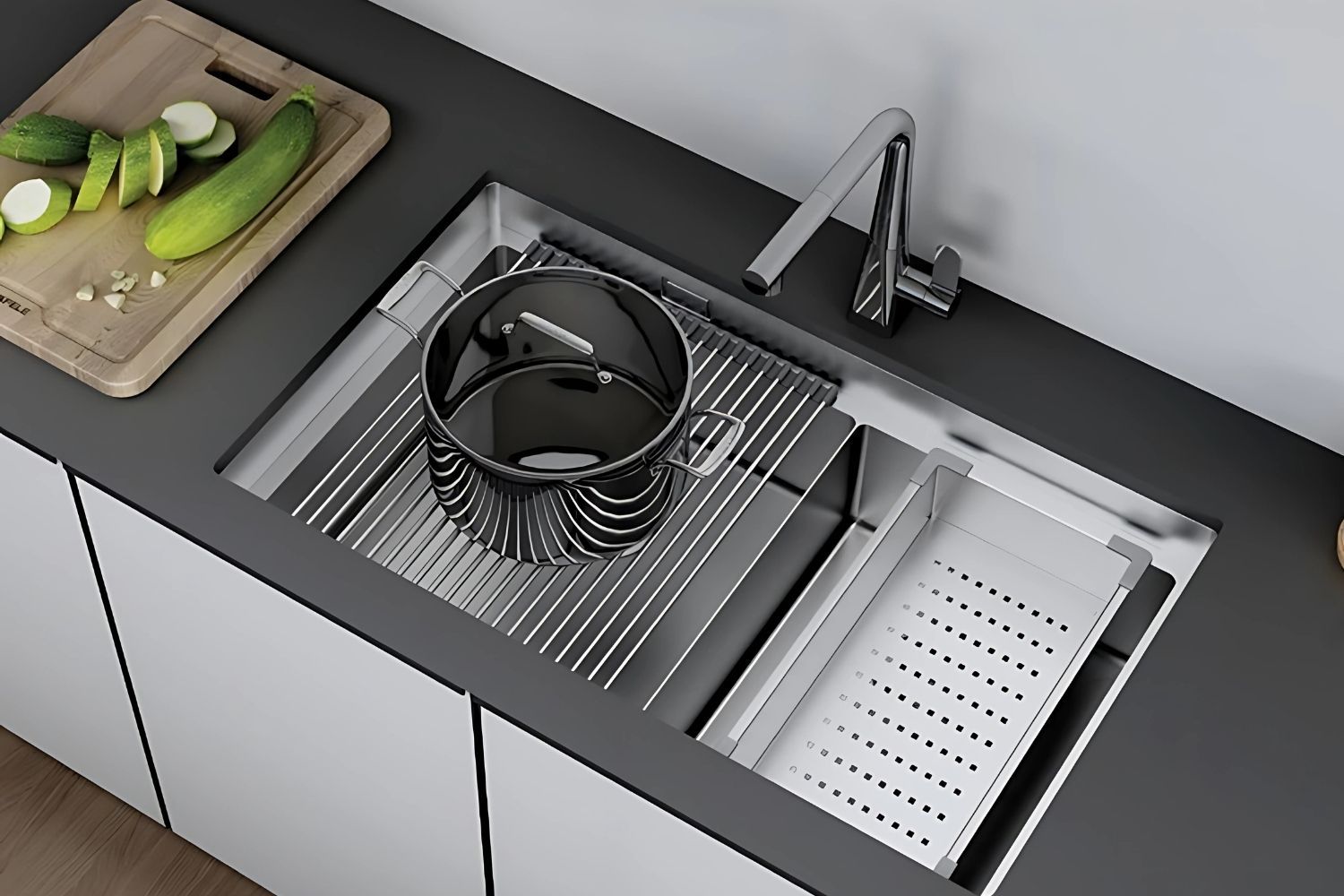 Hafele HS21-SSN2S90 567.94.039 có thể lắp âm/lắp nổi linh hoạt