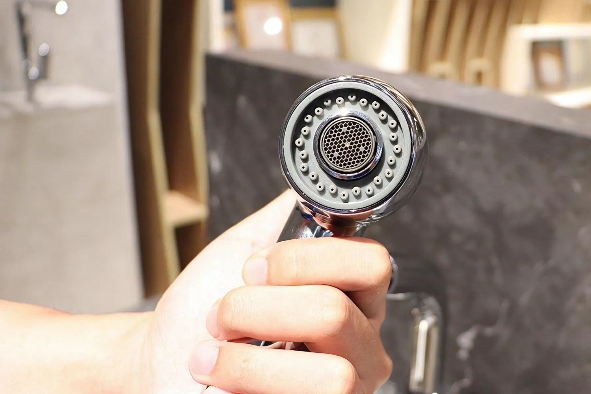 Bộ lọc tạo bọt khí – Tối ưu dòng chảy, tiết kiệm nước và chống văng