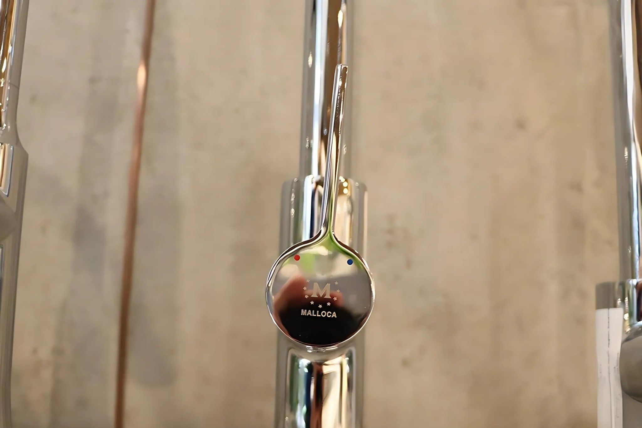 Hệ thống nước nóng – lạnh linh hoạt, tối ưu trải nghiệm sử dụng