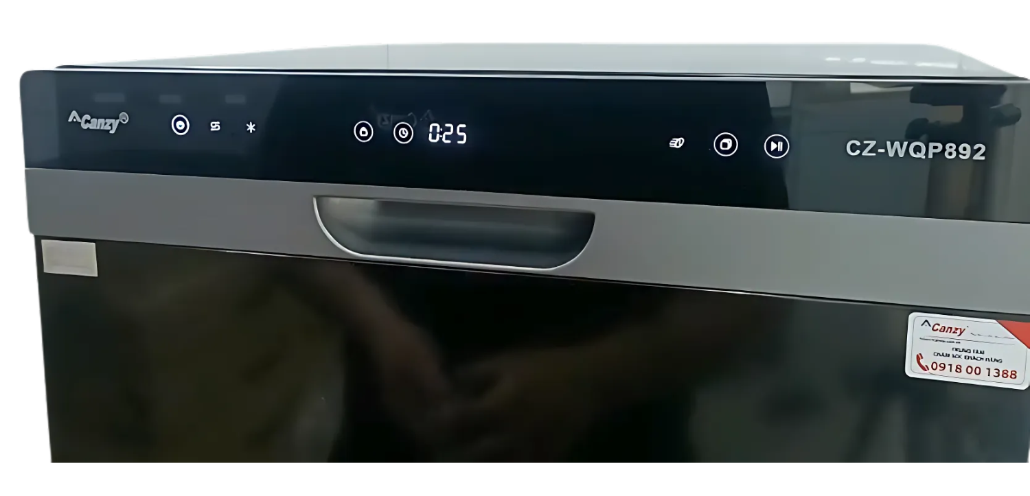 Máy rửa bát Canzy CZ WQP892 có bảng điều khiển dễ dùng với nhiều chế độ rửa sạch hiệu quả