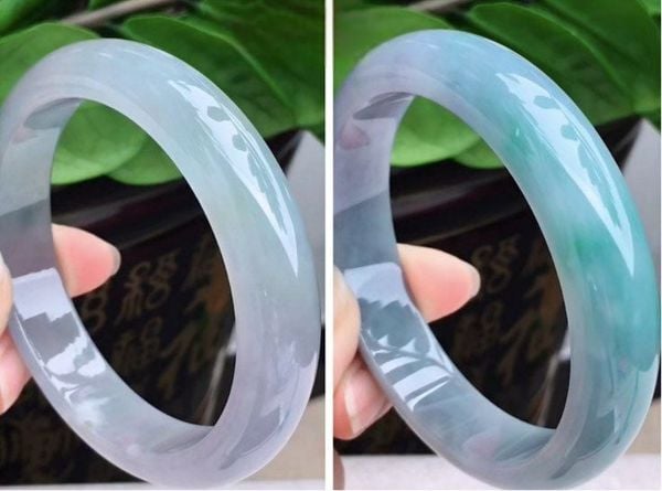 Màu chánh chiếm tỷ lệ tuyệt đối (trái) thì giá trị hơn so với lẫn nhiều màu phụ (phải)