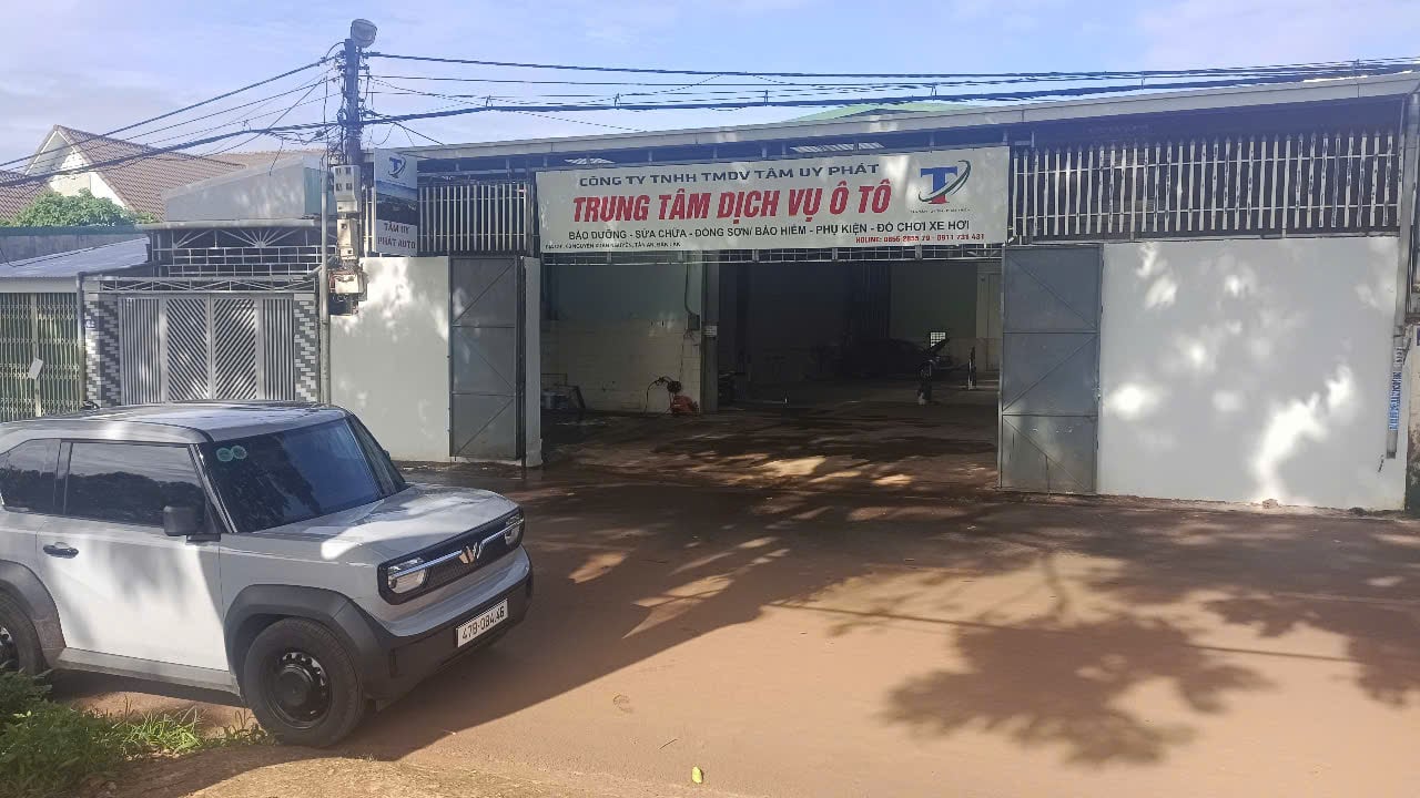 TÂM UY PHÁT AUTO