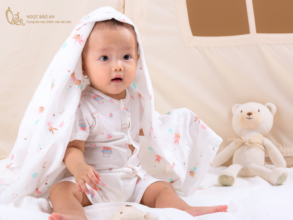 8 bí quyết chọn mua quần áo cho trẻ sơ sinh mà mẹ nên biết