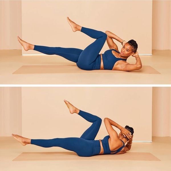 Bodyweight Bicycle Crunches giúp săn chắc cơ bụng