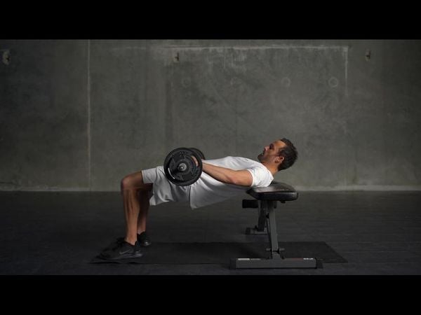 Barbell Hip Thrust - Bài tập cơ chân được đông đảo gymer lựa chọn