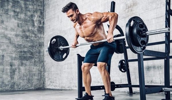 Lưu ý các lỗi thường gặp khi tập Bent-Over Barbell Row