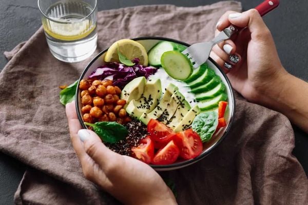 chế độ dinh dưỡng lành mạnh, khoa học để BMI đạt chuẩn