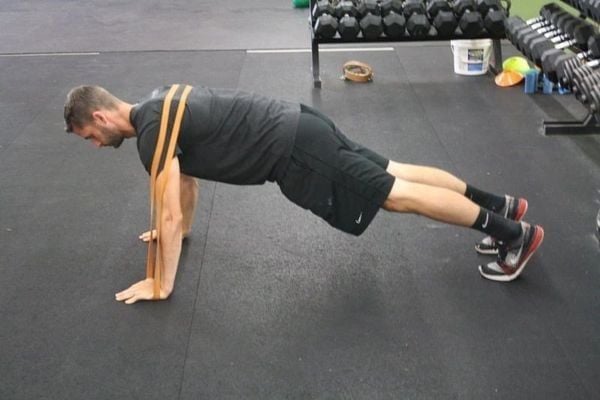 bài tập kháng lực push up thúc đẩy cơ ngực, cơ tay phát triển mạnh mẽ