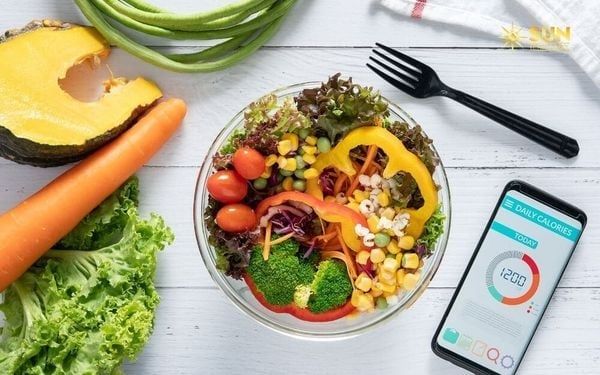 Kiểm soát lượng calo vào và ra rất quan trọng trong chế độ ăn kiêng