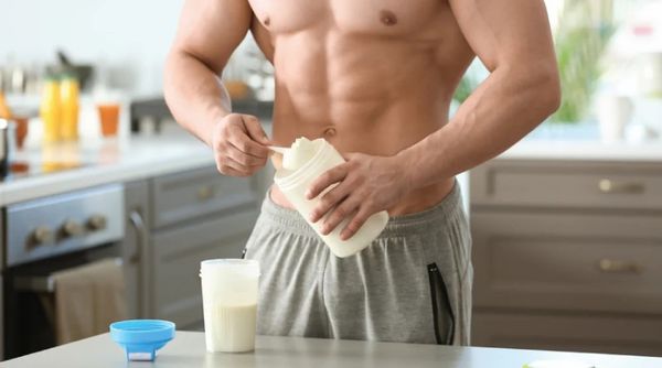 Uống mass cung cấp đầy đủ dưỡng chất cho cơ thể