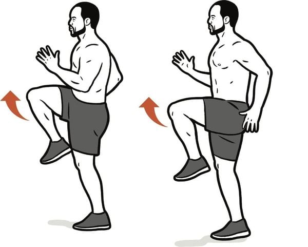 High Knees là bài tập nâng gối tại chỗ theo nhịp nhanh