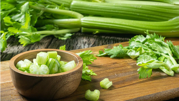 Rau cần tây là một trong những thực phẩm giảm cân cấp tốc