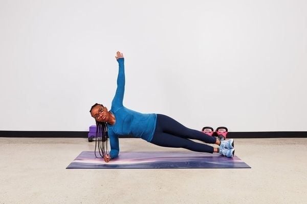 Hướng dẫn cách tập Side Plank đúng kỹ thuật