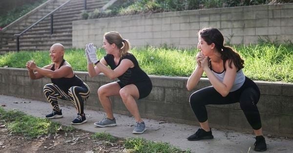 tập squat giúp đốt mỡ, giảm cân hiệu quả