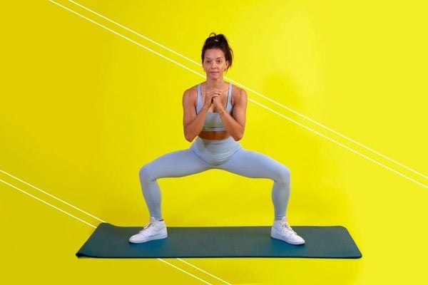 Sumo Squat