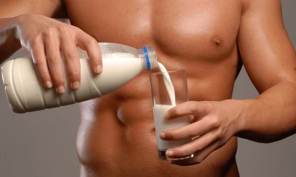 tập gym nên uống sữa các loại hạt