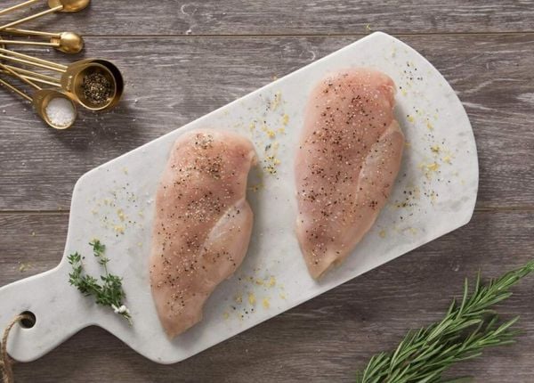 Thịt ức gà là thực phẩm tăng cơ giảm mỡ hiệu quả