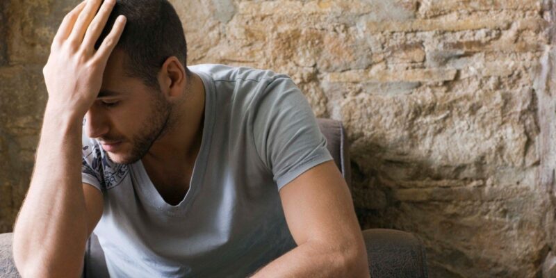 Giảm nồng độ testosterone ở nam giới