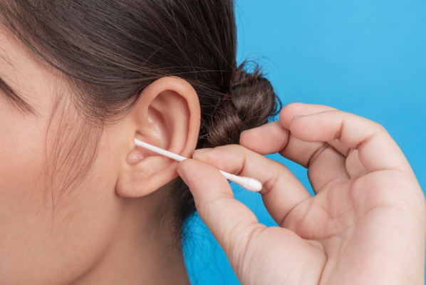 Bảo vệ thính lực không chỉ là việc giữ cho bạn có thể nghe được mà còn giúp duy trì sự thăng bằng và phối hợp cơ thể