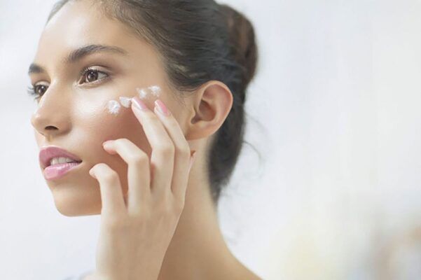 Cách nhận biết da được dưỡng ẩm quá mức