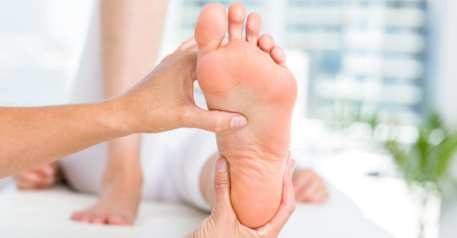 Phục hồi chức năng – chăm sóc bàn chân mỗi ngày