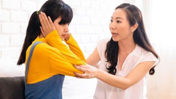 mẹ nói con không nghe