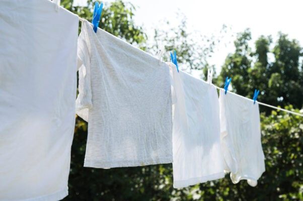 Phơi khô khăn tắm (nếu được hãy phơi ở nơi thoáng mát) trước khi sử dụng lại