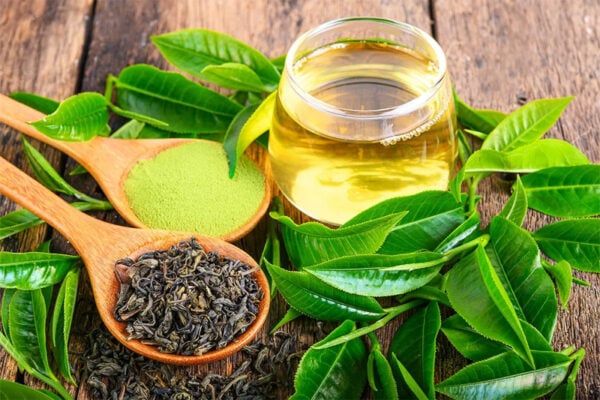 trà xanh giúp giảm dầu