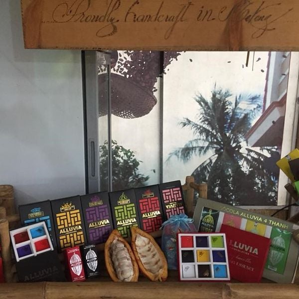 Sô-cô-la mắc ca, món ăn vặt ngon mà lại bổ dưỡng