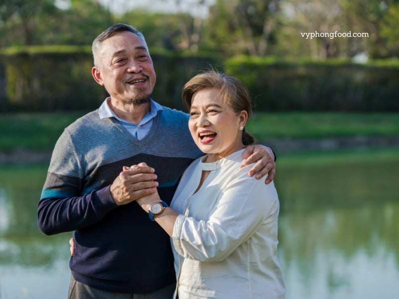 Black Sesame Powder for the Elderly A Golden Nutrient for Heart and Bone Health vyphongfood.com Multi Grains Cereal