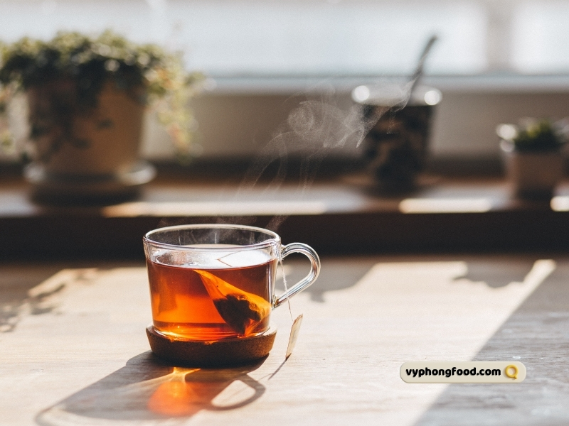 When is the best time of day to drink South African rooibos tea for maximum effectiveness? vyphongfood.com is the official importer of African Dawn brand rooibos tea from South Africa and Greenmax nutritional cereal products from Taiwan. Nên uống hồng trà rooibos Nam Phi vào thời điểm nào trong ngày để đạt hiệu quả tốt nhất. vyphongfood.com chuyên nhập khẩu chính ngạch sản phẩm trà rooibos thương hiệu African Dawn từ Nam Phi và sản phẩm bột ngũ cốc dinh dưỡng Greenmax từ Đài Loan