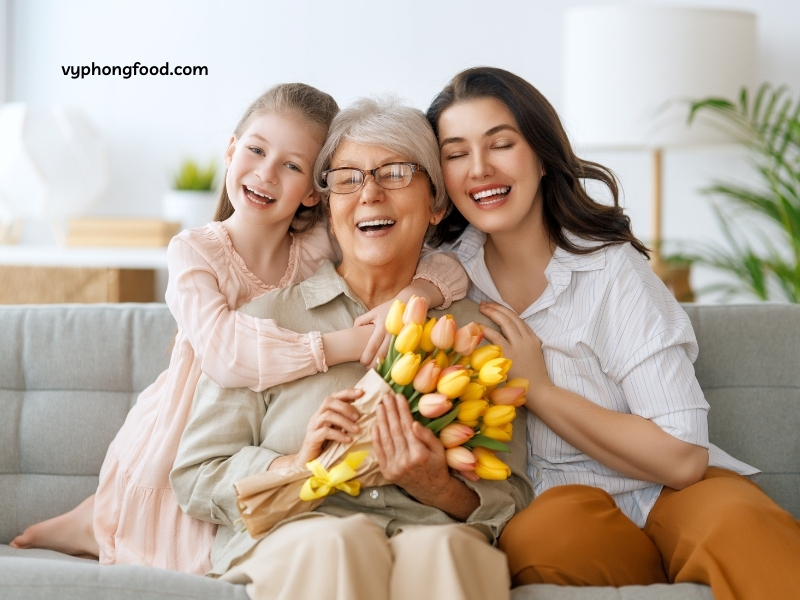 Give your parents the gift of health this Vu Lan with Greenmax Taiwan’s nutritious cereal porridge for the elderly – wholesome, easy to digest, and heart-friendly.