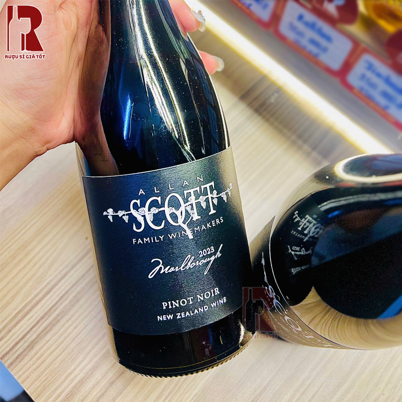 Rượu Allan Scott Pinot Noir đem đến sự mềm mại và cân bằng hoàn hảo