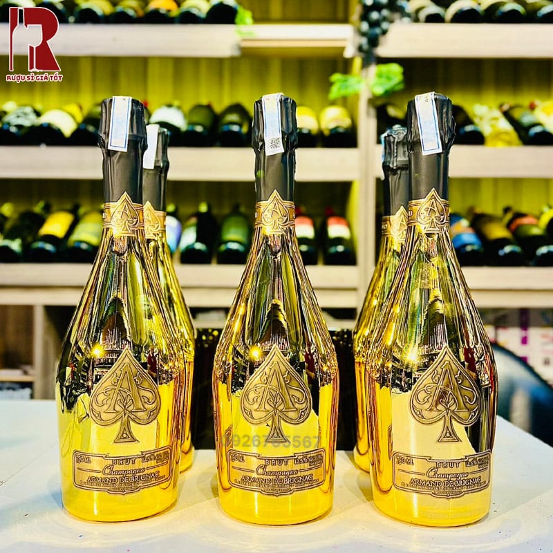 Giới Thiệu Tổng Quan Về Armand De Brignac Brut Gold
