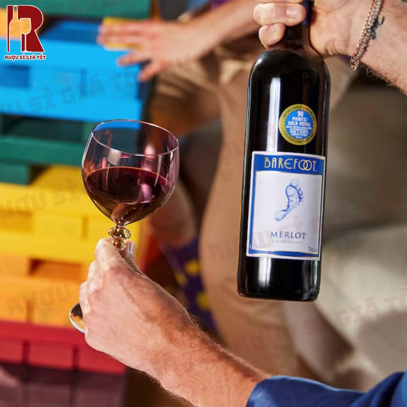 Cách thưởng thức rượu Vang Mỹ Đỏ Barefoot Varietal Merlot tốt nhất