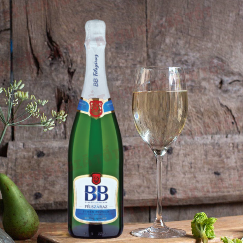 BB Demi Sec Sparkling Wine nổi bật với hương trái cây phong phú