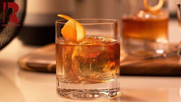 Old Fashioned Cocktail pha chế từ whisky