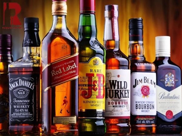Whisky là một trong các loại rượu tây nổi tiếng nhất tại Việt Nam