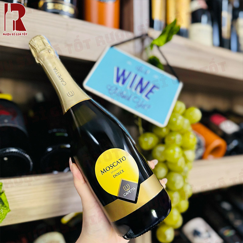 Quy trình sản xuất các chai Capetta Moscato Spumante được kiểm soát chặt chẽ