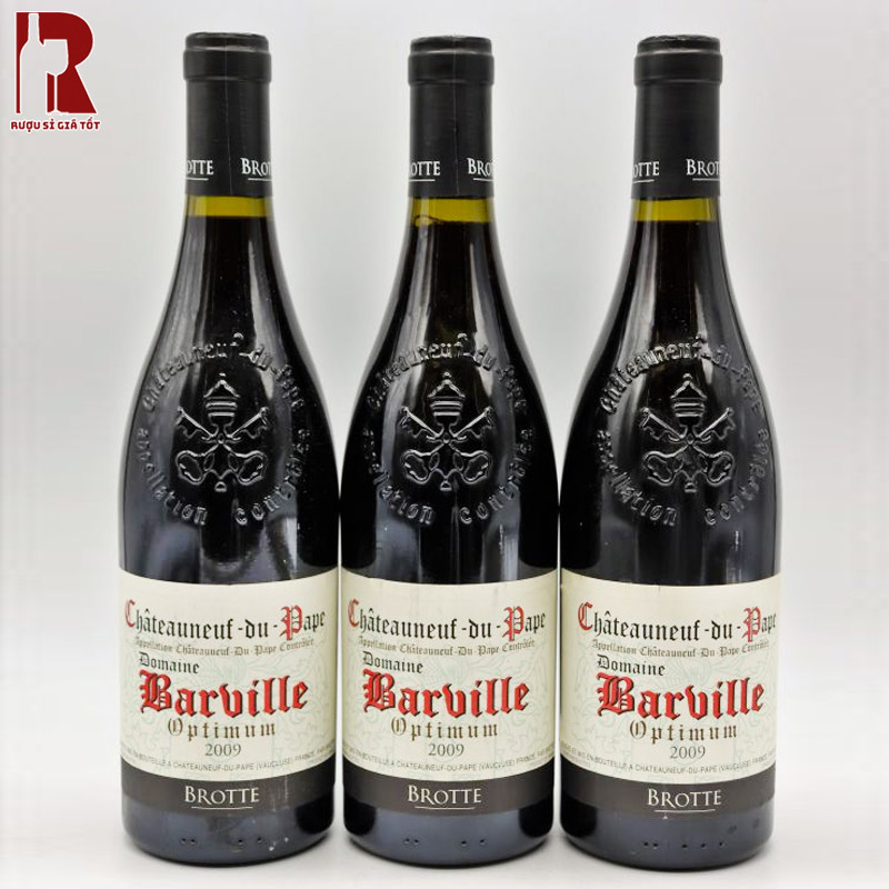 Chateauneuf Du Pape Domaine Barville là chai vang kinh điển với sự phối trộn từ các loại nho cao cấp và cổ điển