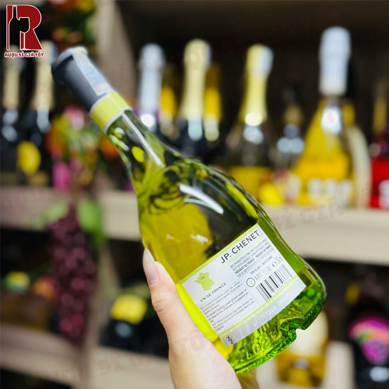 JP Chenet Colombard Chardonnay So Với Các Dòng Vang Cùng Phân Khúc