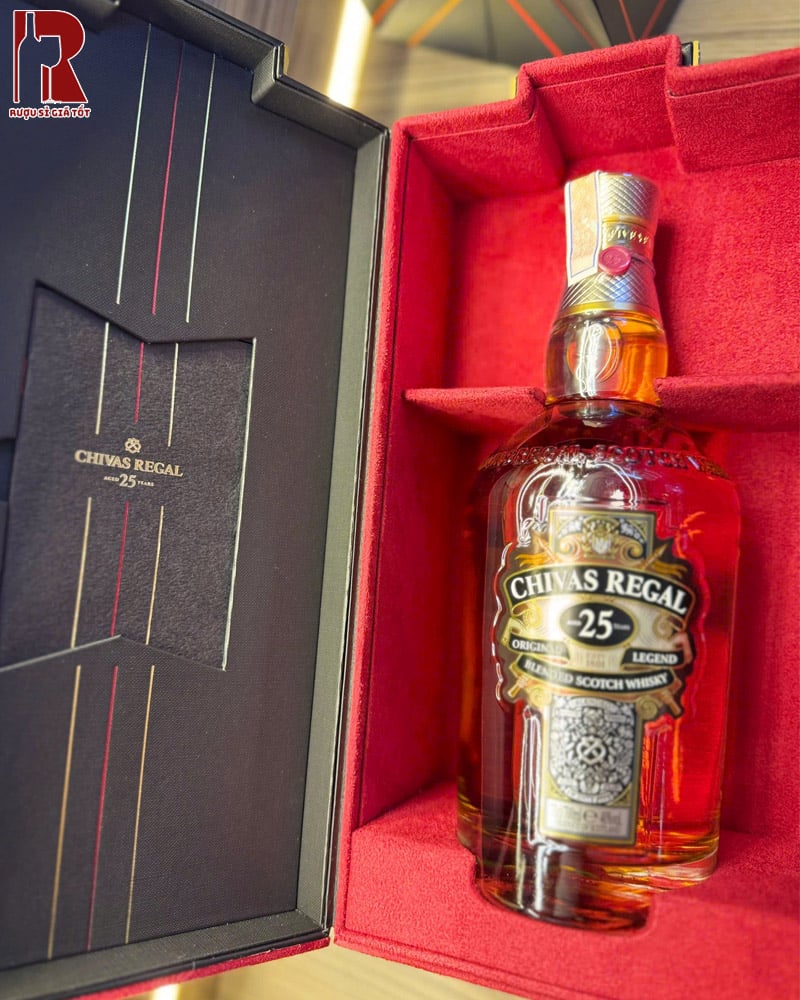 Chivas 25 Regal Chính Hãng