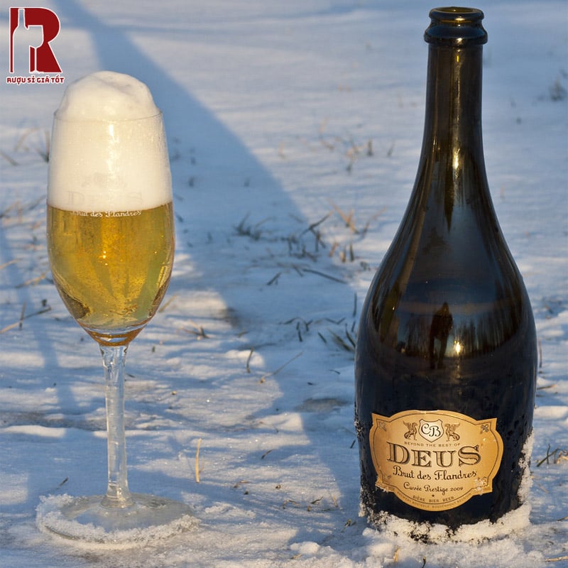 Bia Bỉ Deus nên được dùng với các món ít gia vị như hải sản, salad, phô mai