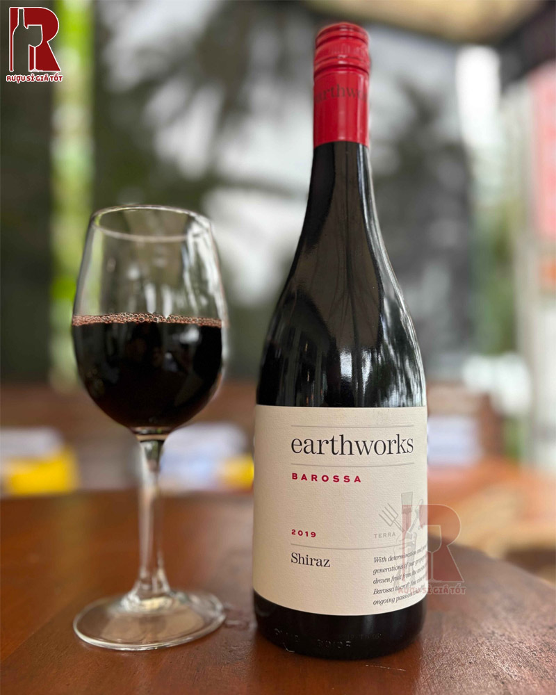 Cách thưởng thức rượu EarthWorks Shiraz tốt nhất