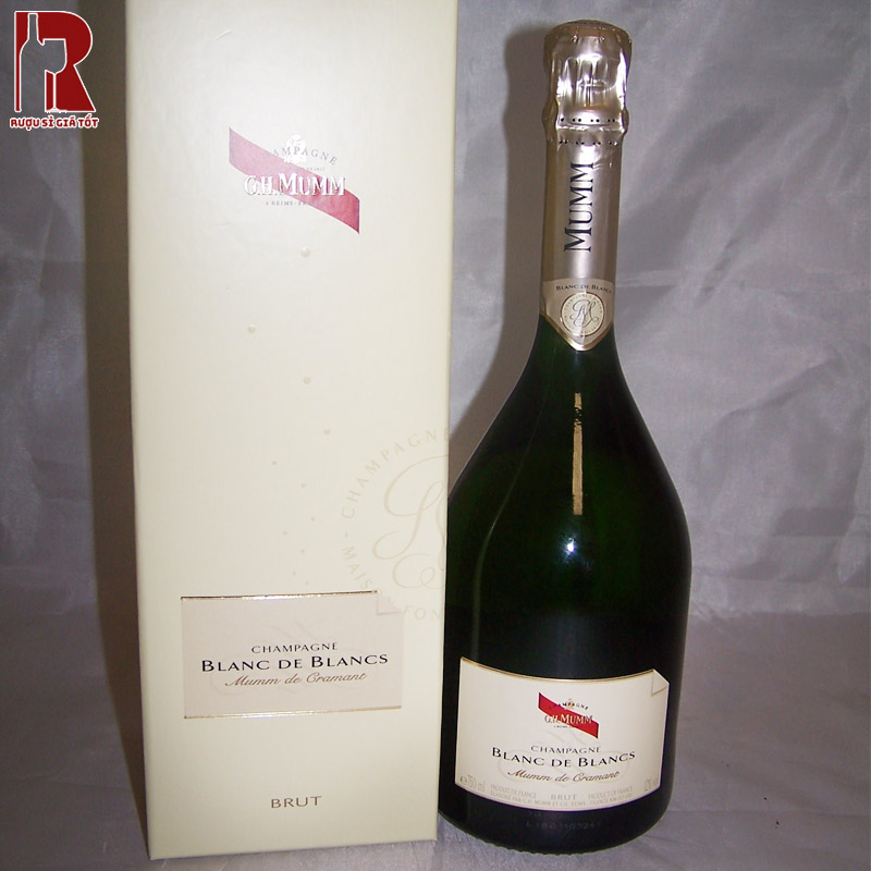 Chai Champagne G.H Mumm Blanc de Blancs thanh lịch mang lại cảm giác rượu mượt mà như nhung