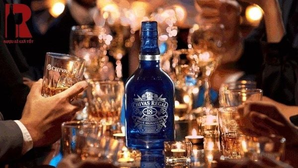 Chivas Regal là thương hiệu rượu whisky danh tiếng từ Scotland
