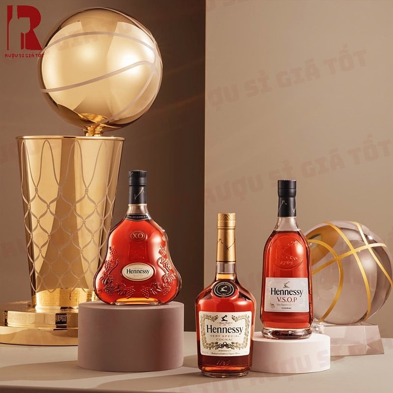 Có bao nhiêu loại rượu Hennessy Cognac?