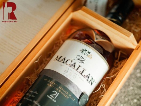 Giá rượu Macallan 21 nhập khẩu