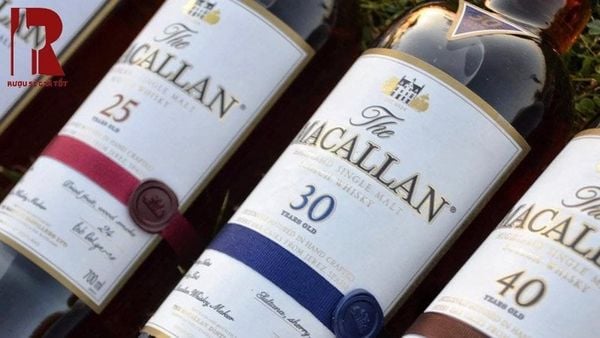 Giá rượu Macallan 40 thuộc phân khúc cao cấp